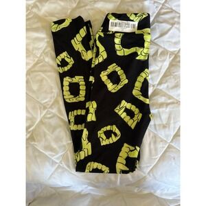 Kids Lularoe‎ Halloween Themed Leggings (size L/XL) Vampire Teeth